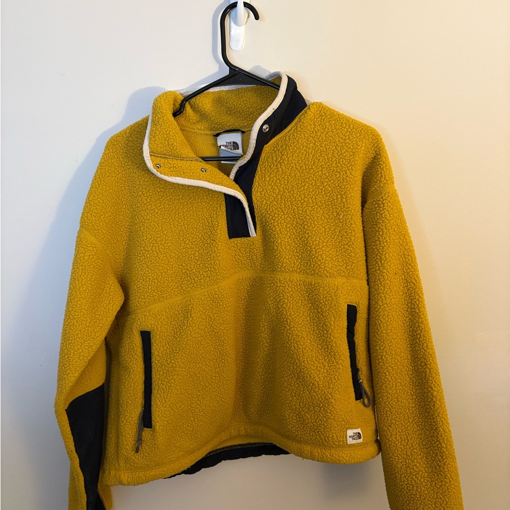 The North Face Yellow and Navy Fleece Pullover